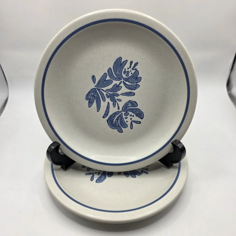 Pfaltzgraff Yorktowne Salad Plates Set of 2 Blue Floral Stoneware Vintage USA